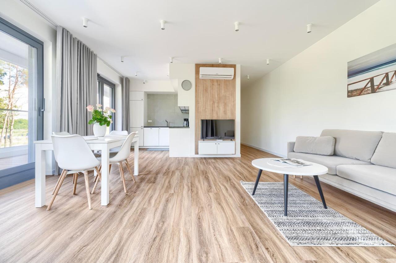 Nautic Park Apartamenty Darlowko Ngoại thất bức ảnh